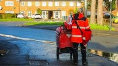 royal-mail-losing-400-postal-workers-a-week,-says-union
