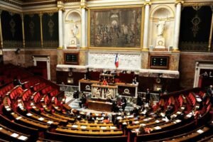 proposed-31.4%-french-tax-on-regulated-stablecoins-could-drive-crypto-traders-offshore
