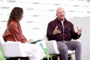 replit’s-ceo-says-the-future-of-work-is-the-‘self-driving-company’